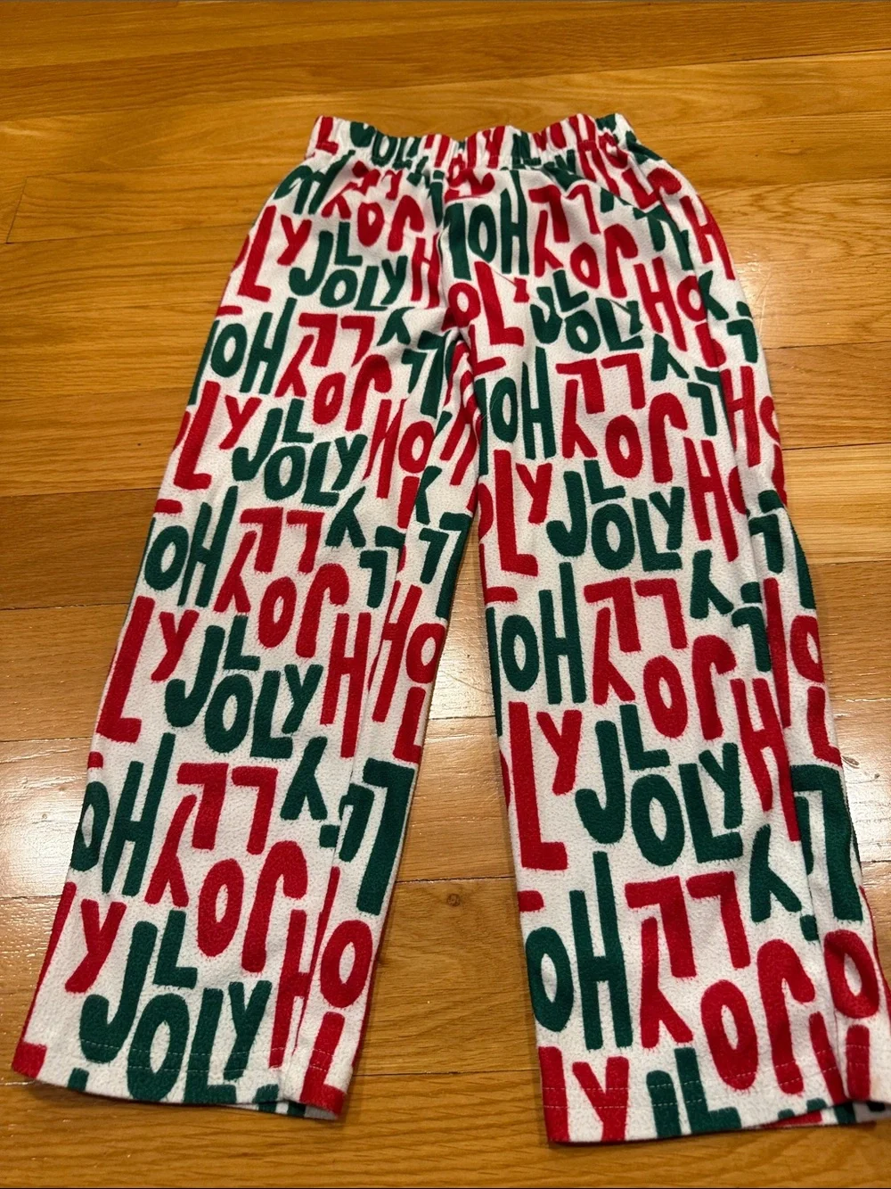 Carter’s unisex Christmas 2 piece pajama set size 6.